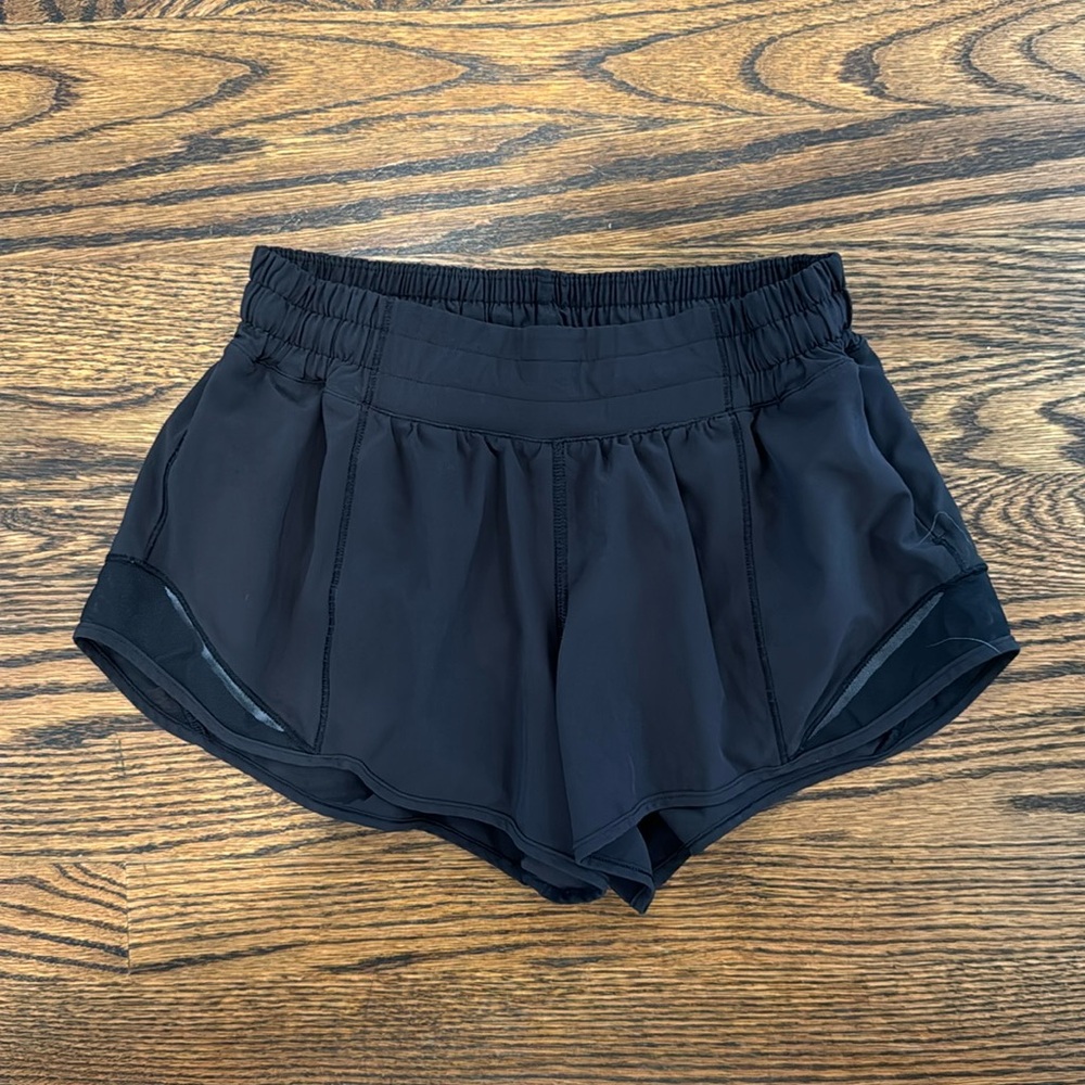 Lululemon Hotty Hot Low Rise Shorts